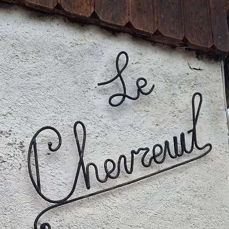 Le Chevreuil Proche La Foux D'allos Chalé