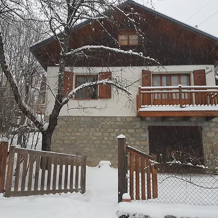 Le Chevreuil Proche La Foux D'allos Villars-Colmars