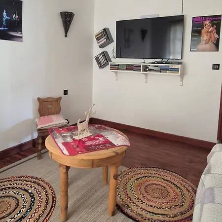 Le Chevreuil Proche La Foux D'allos Villars-Colmars