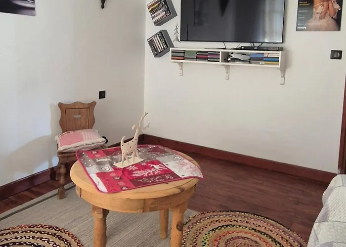 Le Chevreuil Proche La Foux D'allos Villars-Colmars